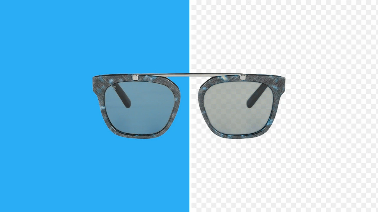 Packshots on Transparent or Colored Backgrounds